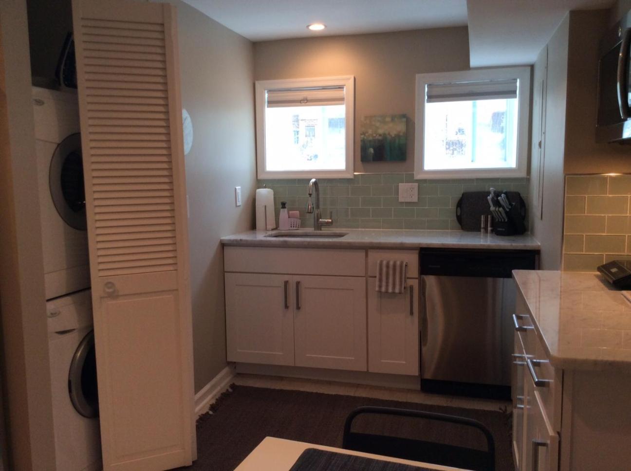 Stylish Renovated Flat, Central, Walk To Dc Sights Washington Exterior photo