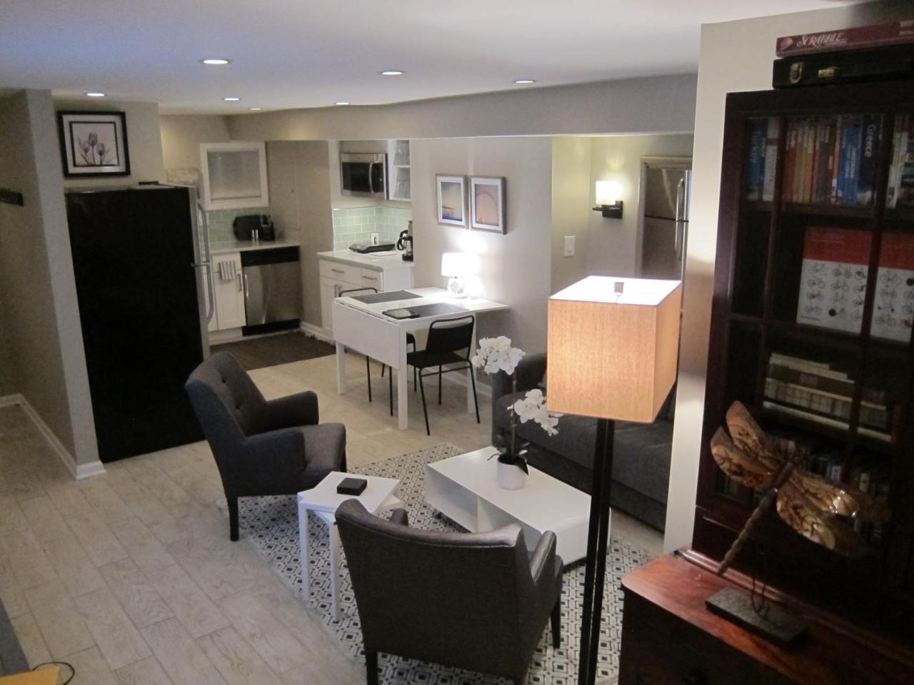 Stylish Renovated Flat, Central, Walk To Dc Sights Washington Exterior photo